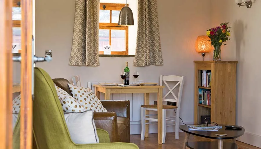 Dining table and kitchen at Mixon View